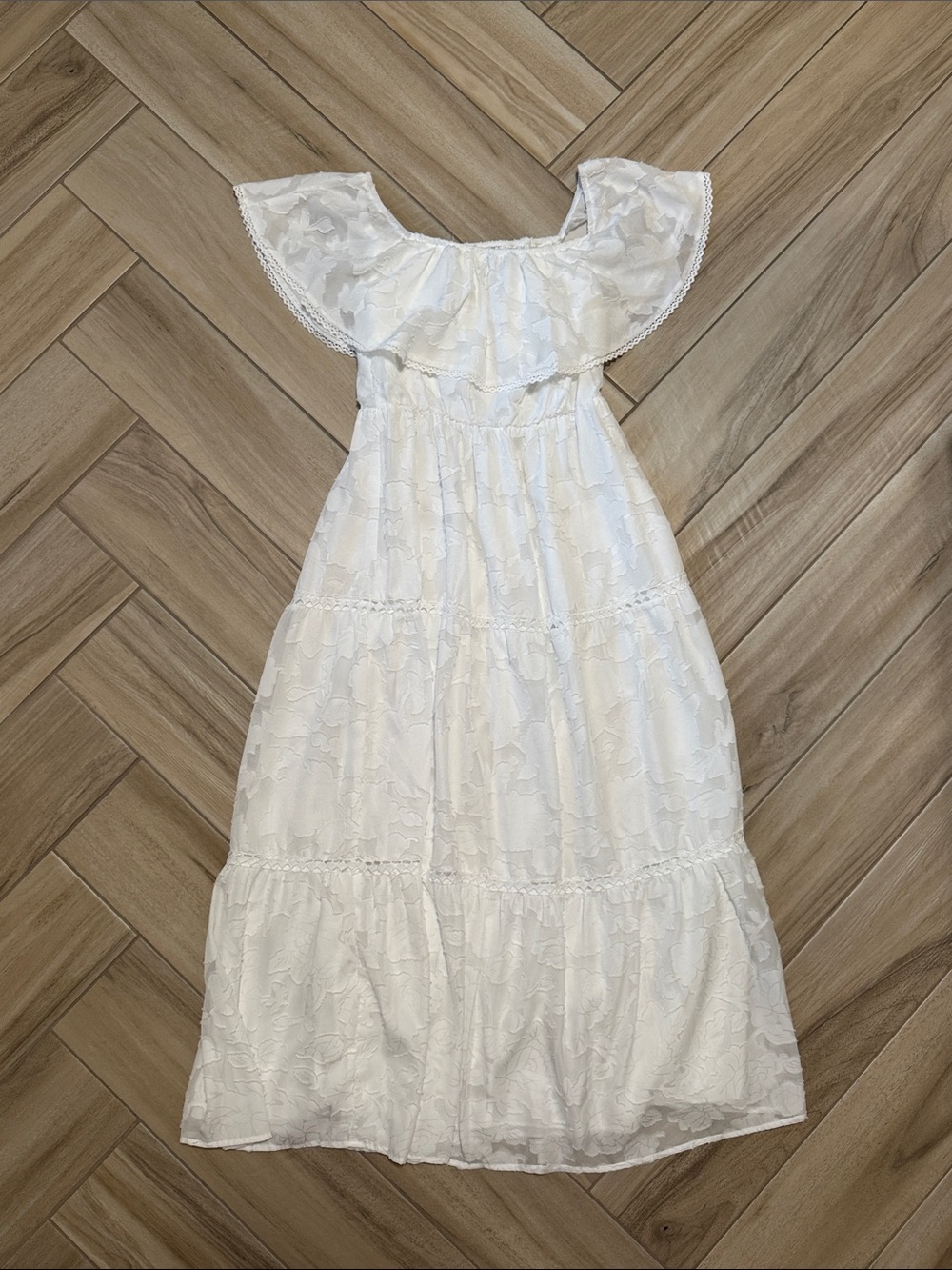 *NWOT* Simple White Off-Shoulder Maxi Dress with Ruffle Trim